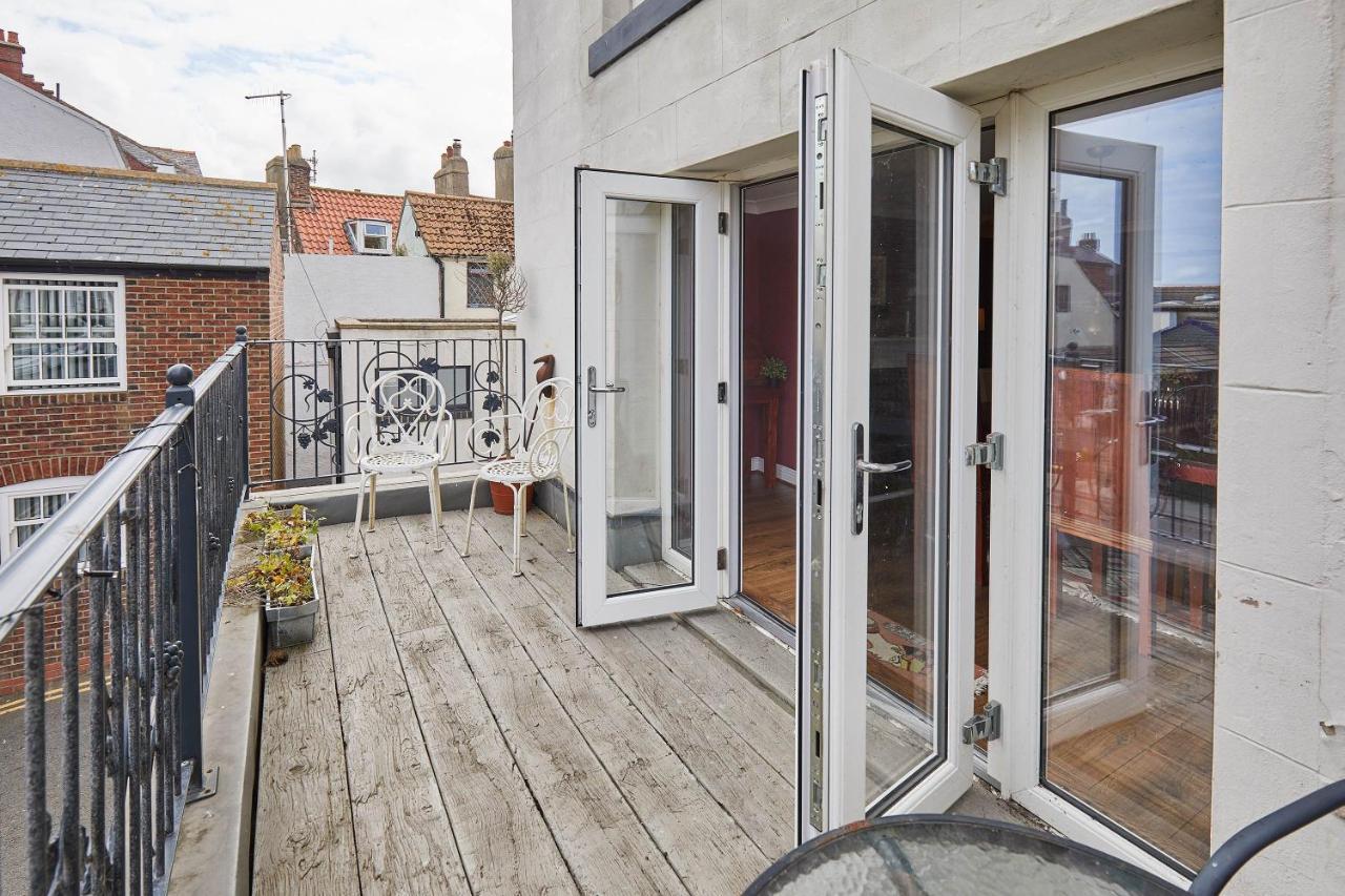 Host & Stay - One Mulgrave Place Whitby Eksteriør billede