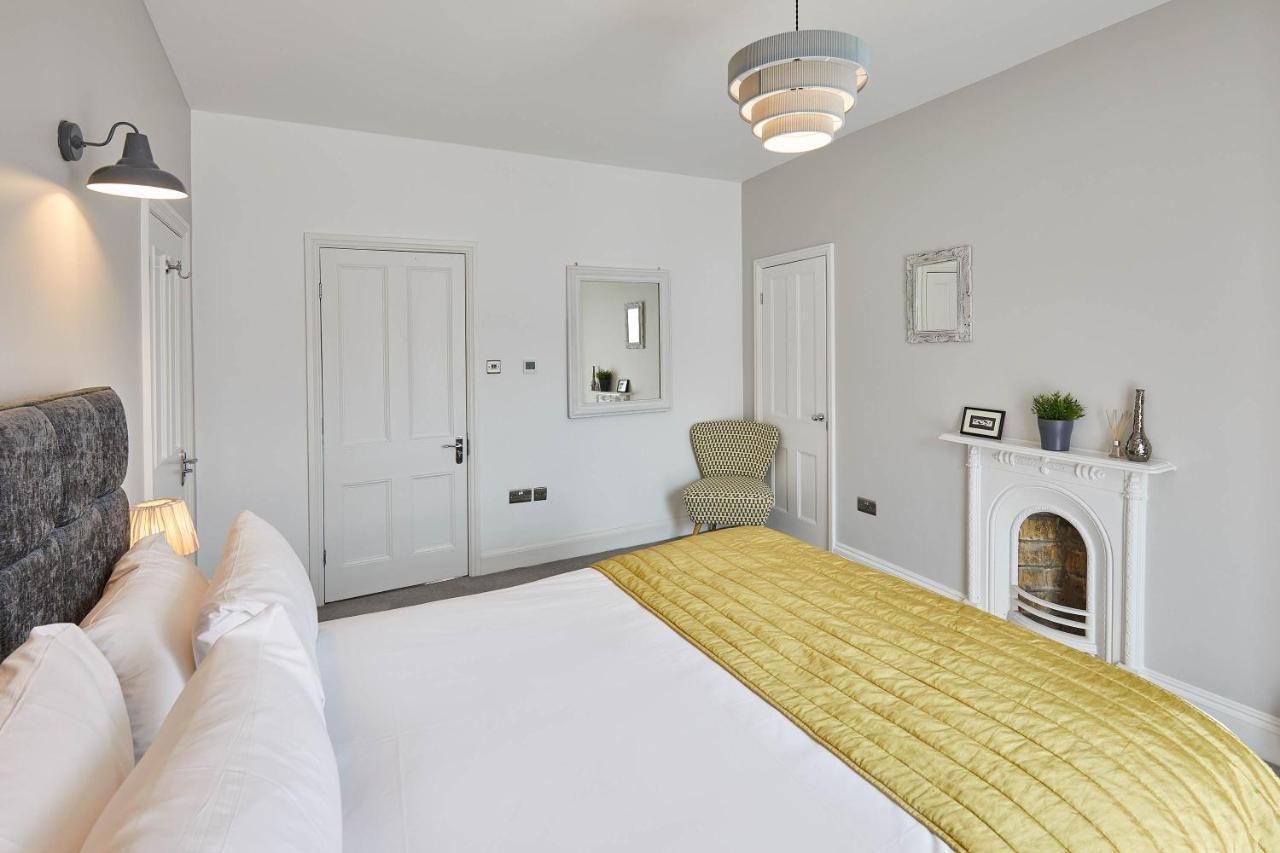 Host & Stay - One Mulgrave Place Whitby Eksteriør billede