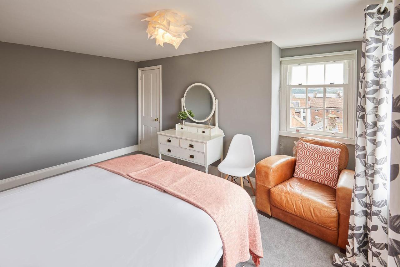 Host & Stay - One Mulgrave Place Whitby Eksteriør billede