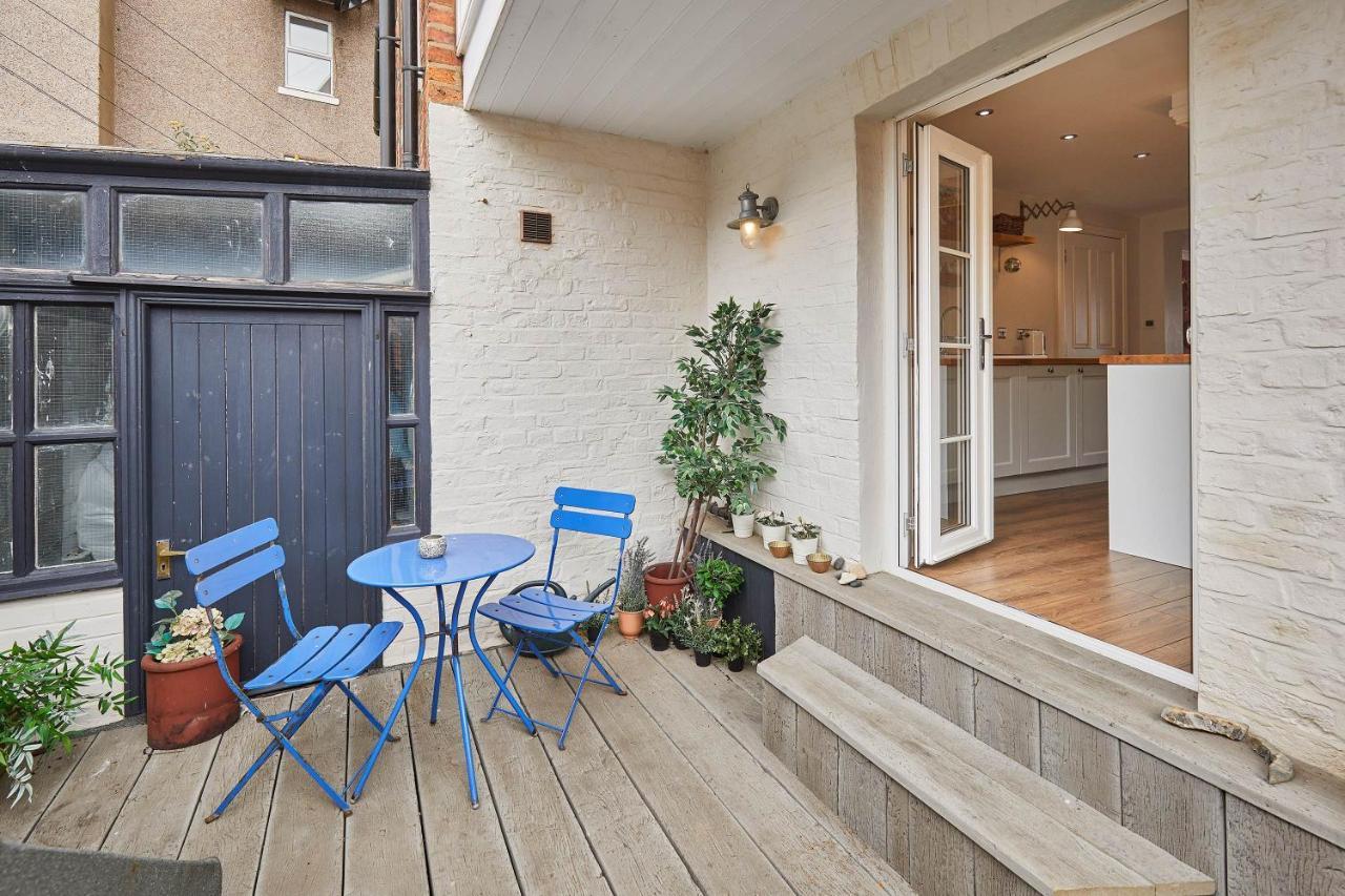 Host & Stay - One Mulgrave Place Whitby Eksteriør billede